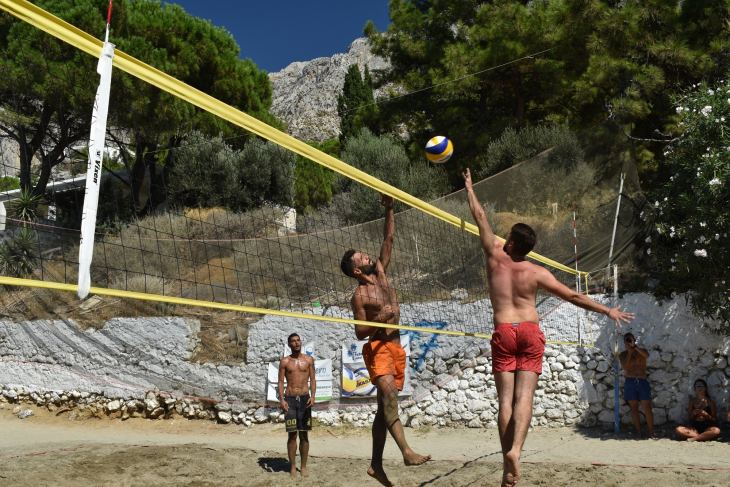 ΒΟΛΕΪ ΠΑΡΑΛΙΑΣ (BEACH VOLLEY BALL)