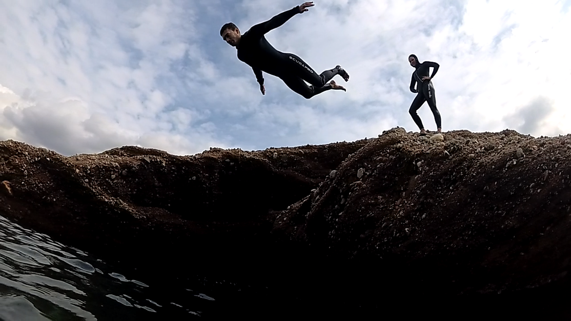 CLIFF DIVING & COASTEERING