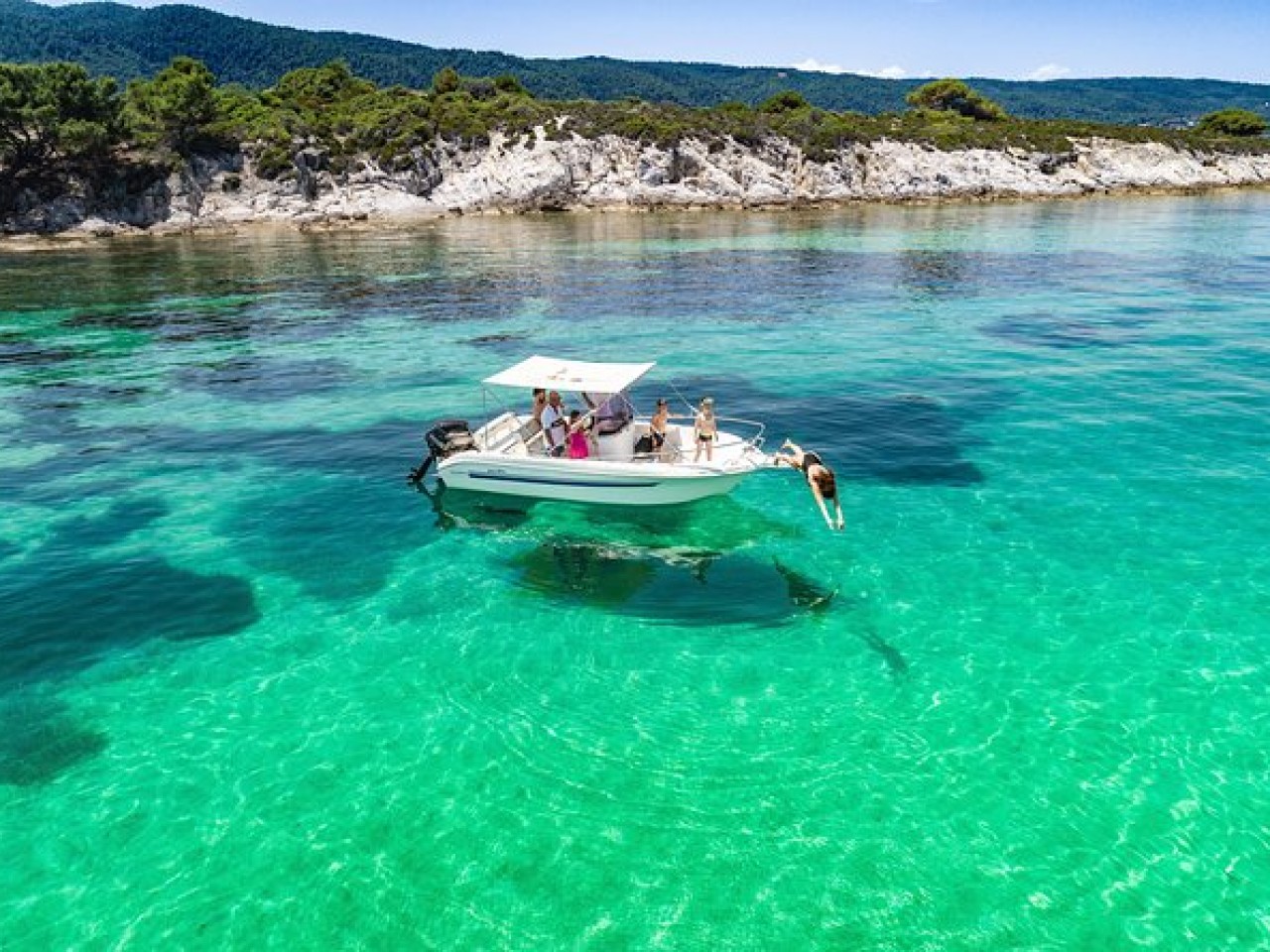 Rent a boat – Be a Captain in Kassandra Halkidiki